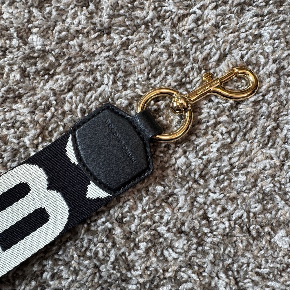 LIKE NEW Marc Jacobs The Logo Webbing Strap - Picture 5 of 6